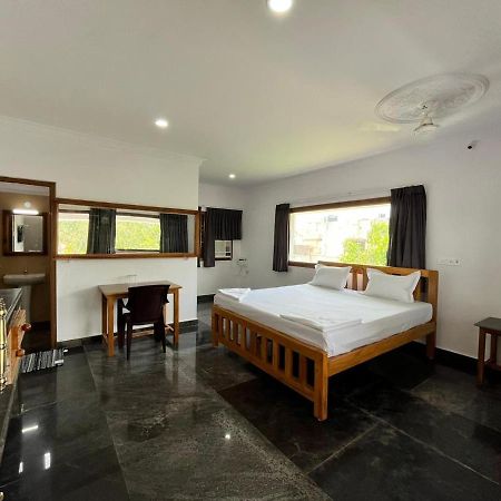 Anand Beach Guesthouse By Moonrocks Mahabalipuram Εξωτερικό φωτογραφία